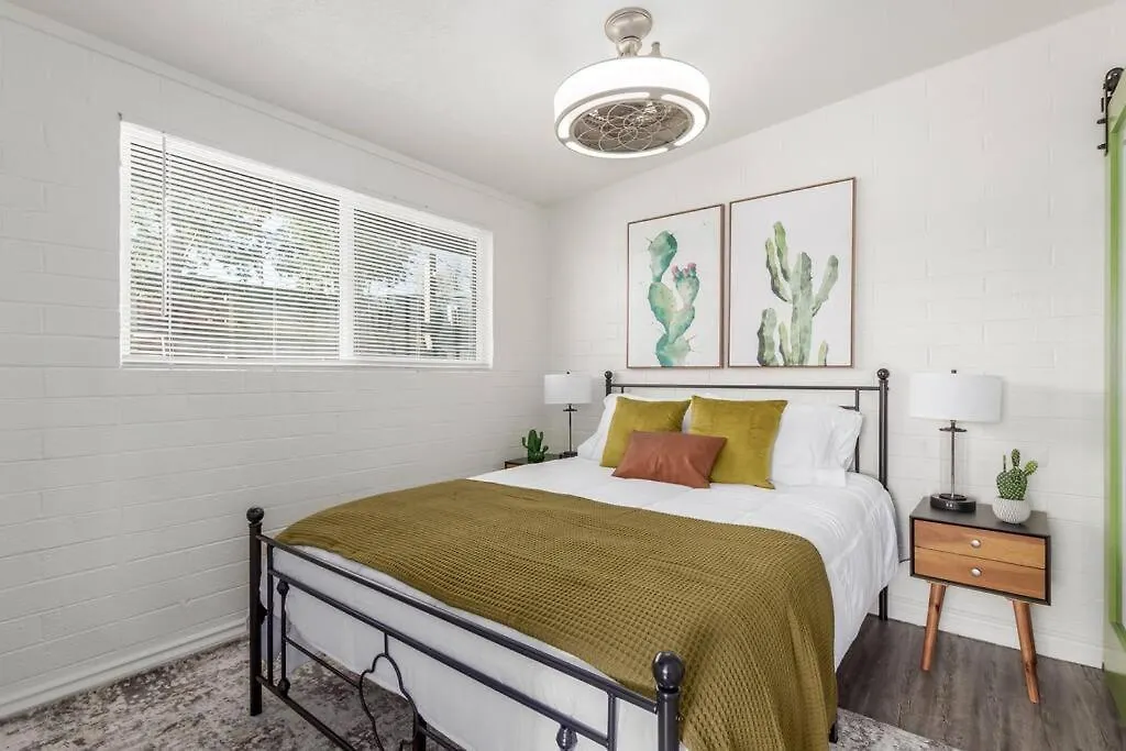 Villa Monterey Way Minutes From Old Town Scottsdale Hébergement de vacances